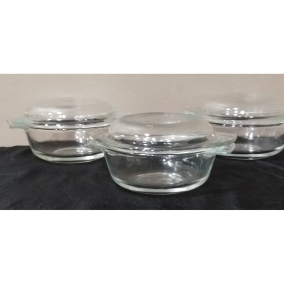 6 Piece Fire King Oven to Table #247 - Mini Casserole Dishes with Lids. - Picture 2 of 3